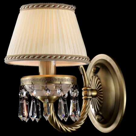 Бра Maytoni RC1028-WL-01-R Blade