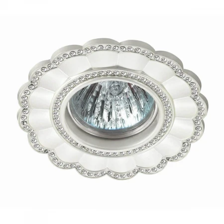 Встраиваемый светильник Novotech Candi 370345